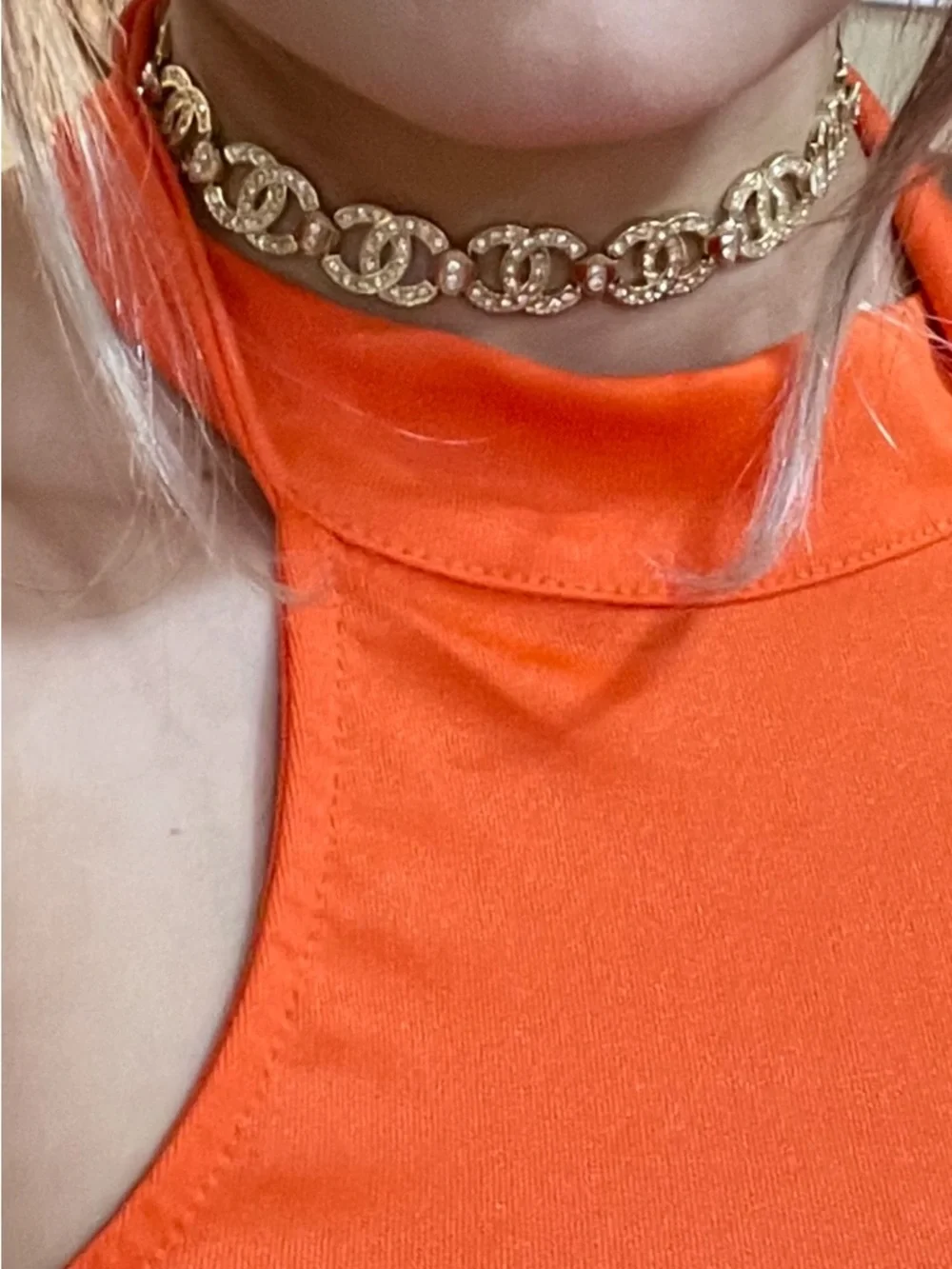 CHANEL Gold Crystal Interlocking Link Necklace - Picture 3 of 3